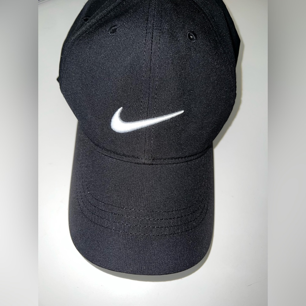NIKE Dri Fit Hat